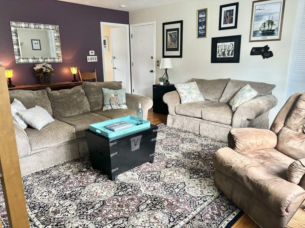 30 Colonial Circle, Unit D Chicopee, MA 01020 - Photo 9 of 31