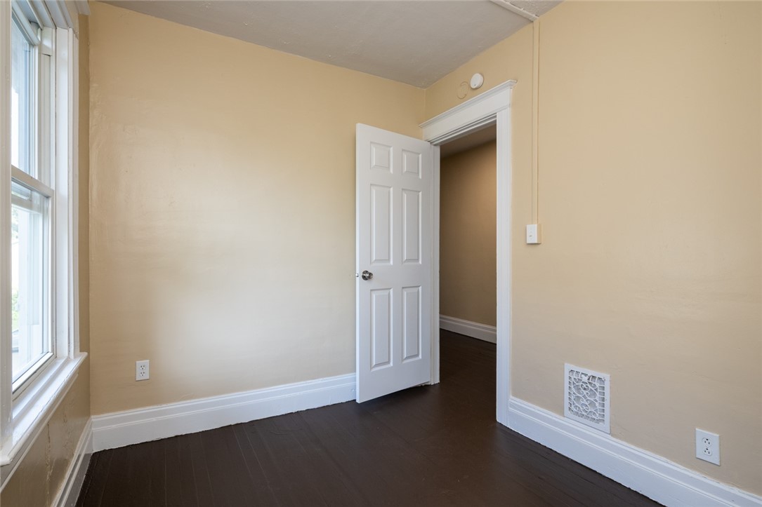 379-381 Flint Street Rochester, NY 14611 - Photo 19 of 48 Gallery Image 19