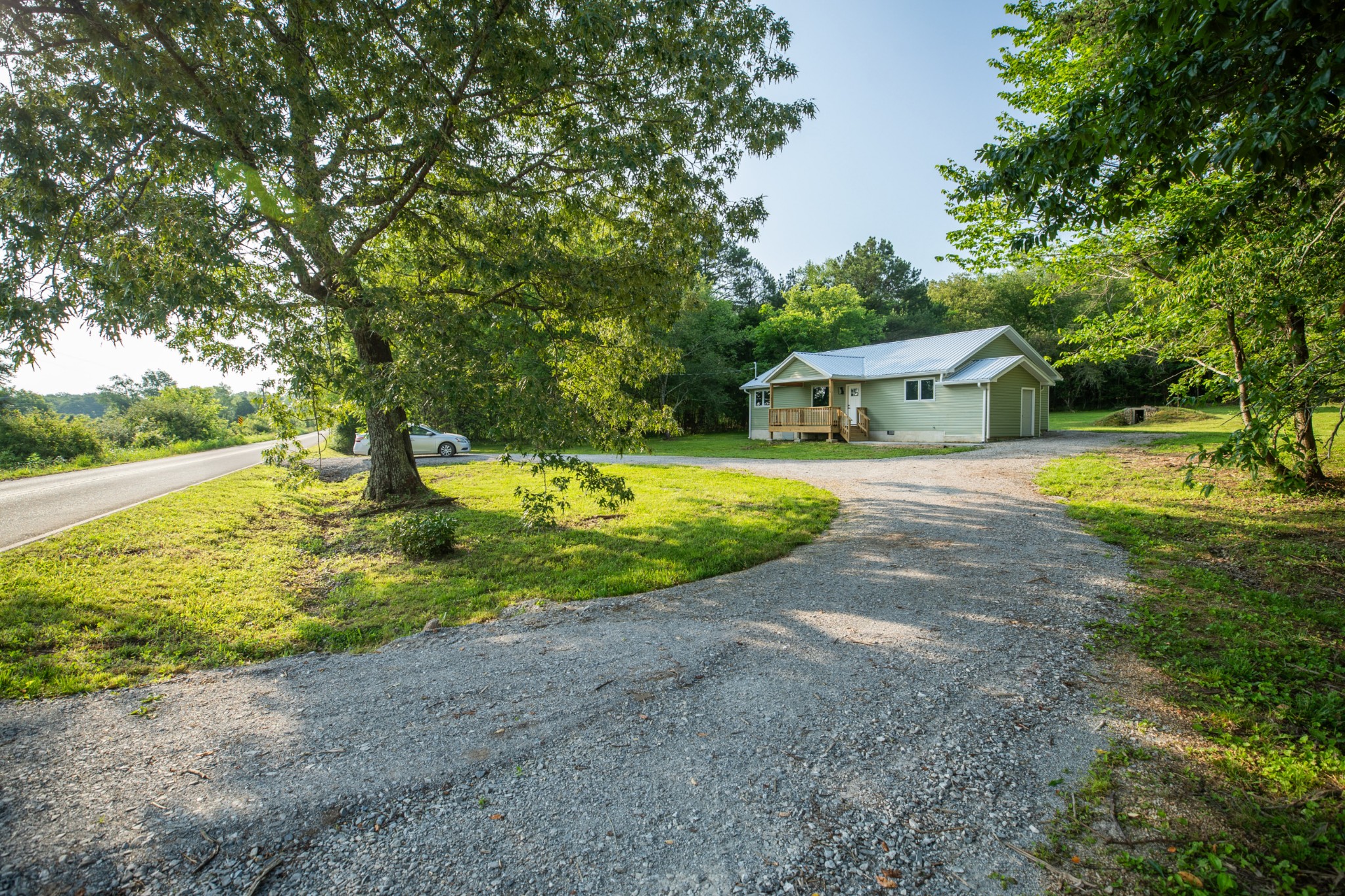 1320 Napier Lake Road Hohenwald, TN 38462 - Photo 1 of 31 Gallery Image 1