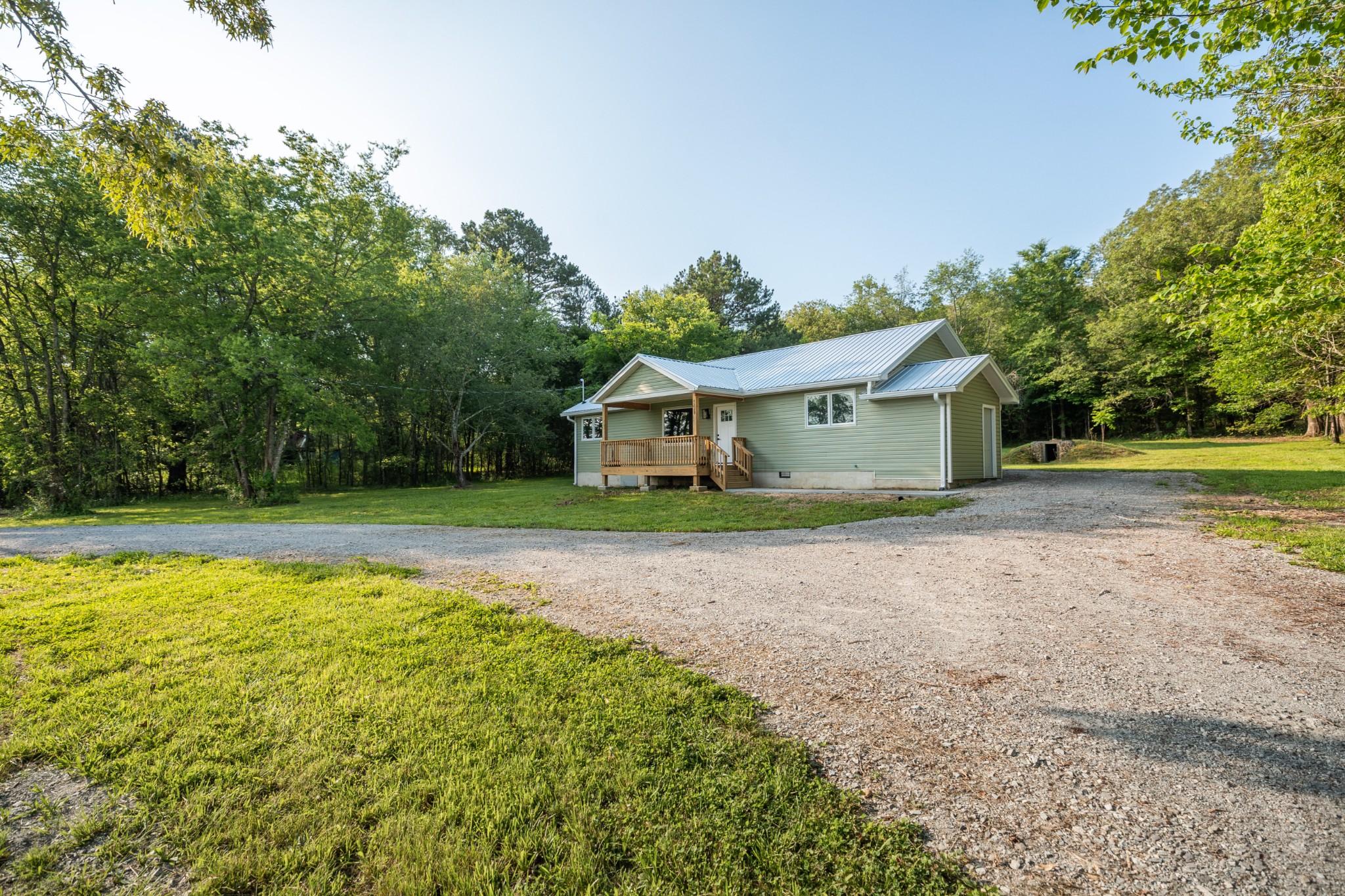 1320 Napier Lake Road Hohenwald, TN 38462 - Photo 22 of 31 Gallery Image 22