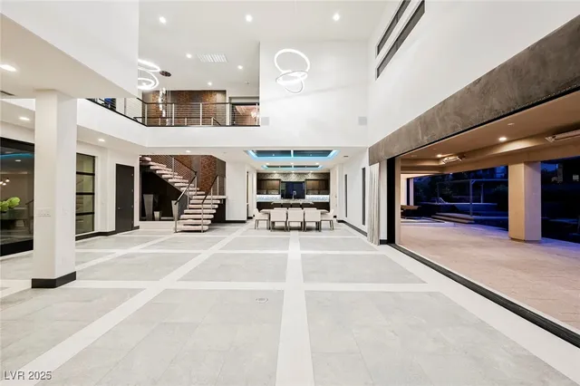 $15,000 | 94 Glade Hollow Drive, Las Vegas, NV 89135