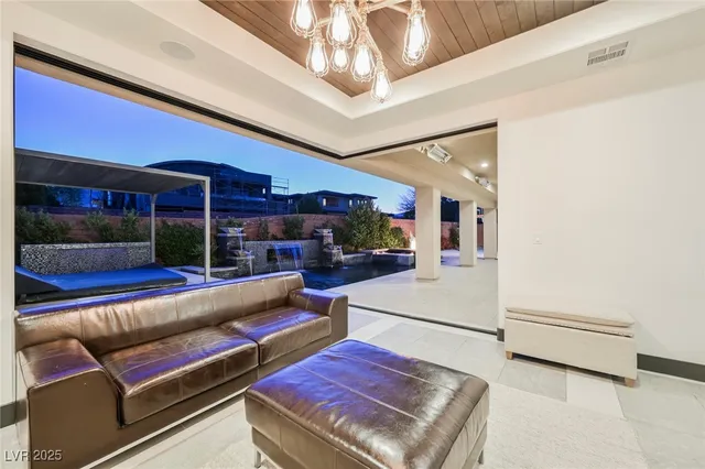 $15,000 | 94 Glade Hollow Drive, Las Vegas, NV 89135