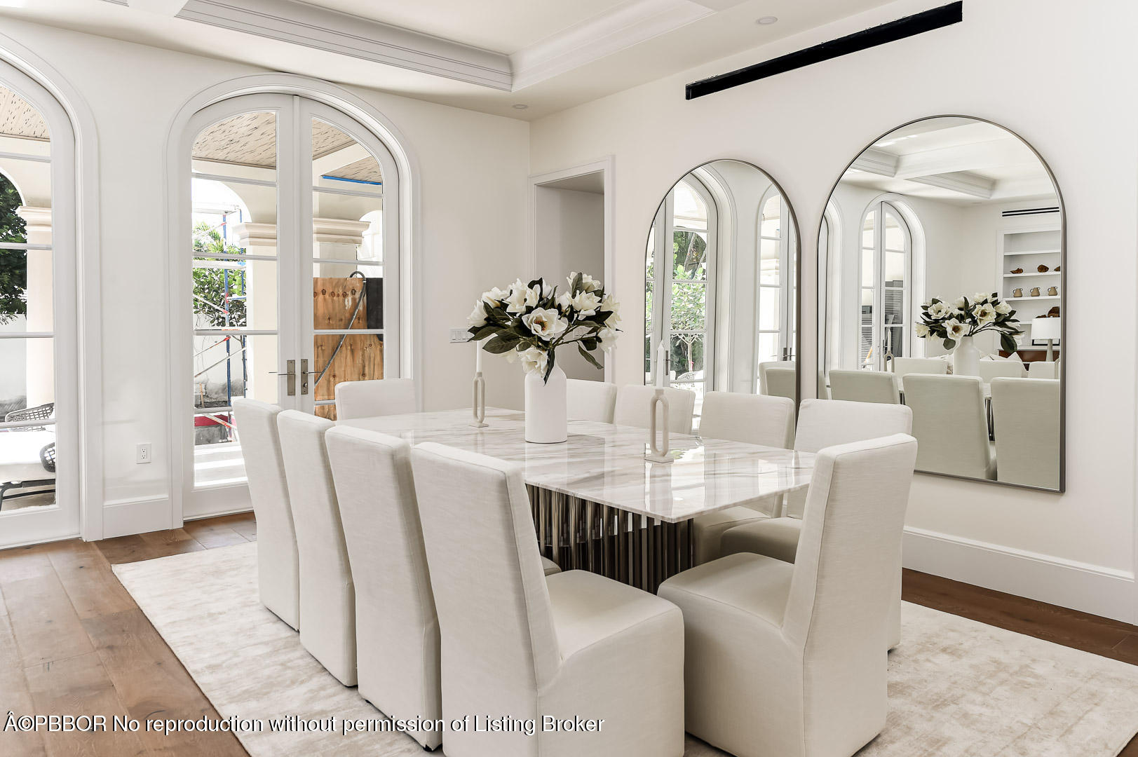 258 Country Club Road Palm Beach, FL 33480 - Photo 3 of 20 Dining Area