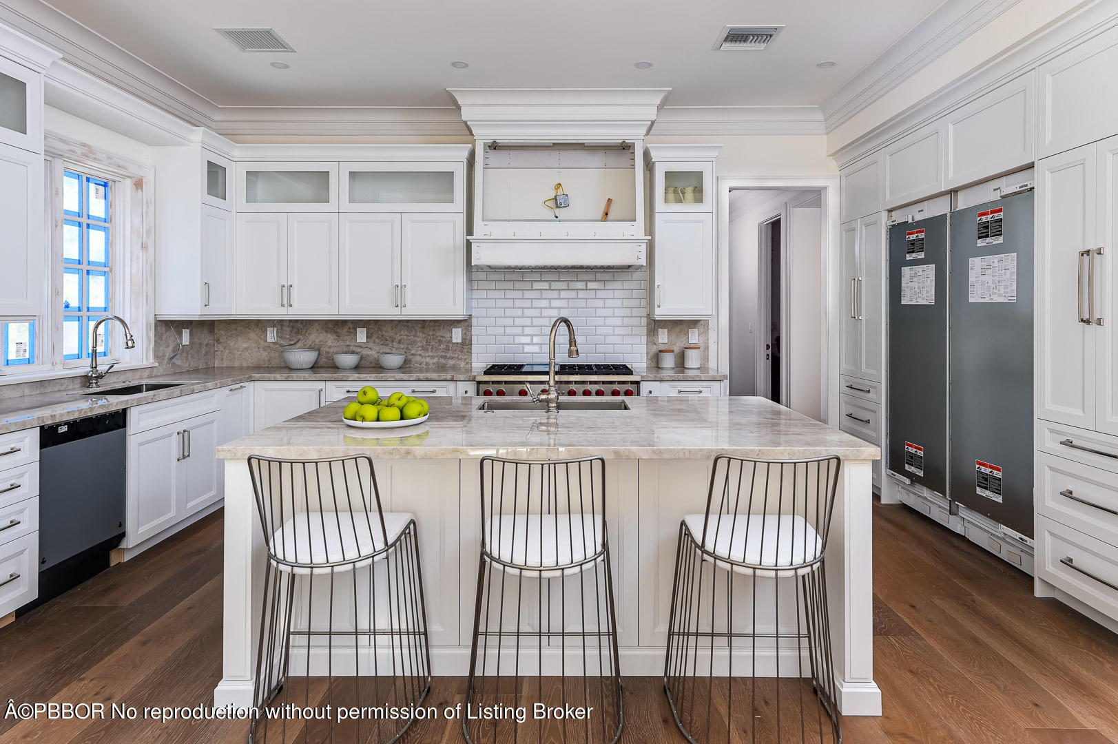 258 Country Club Road Palm Beach, FL 33480 - Photo 5 of 20 Kitchen