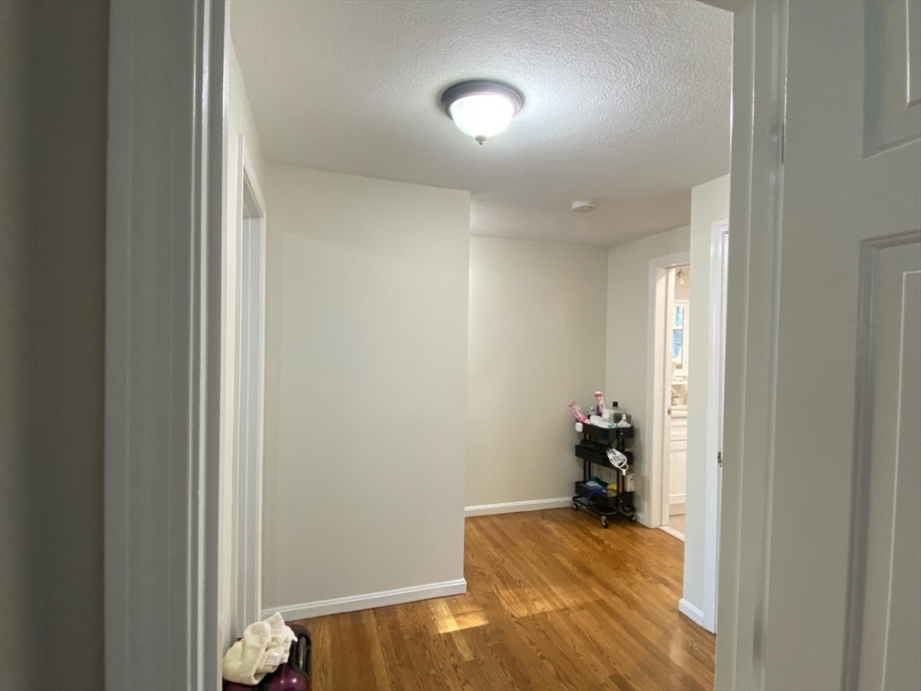 52 Charles Road, Unit 52 Winchester, MA 01890 - Photo 8 of 16