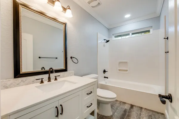 $2,700 | 1148 Sioux Circle, Crestview, FL 32536