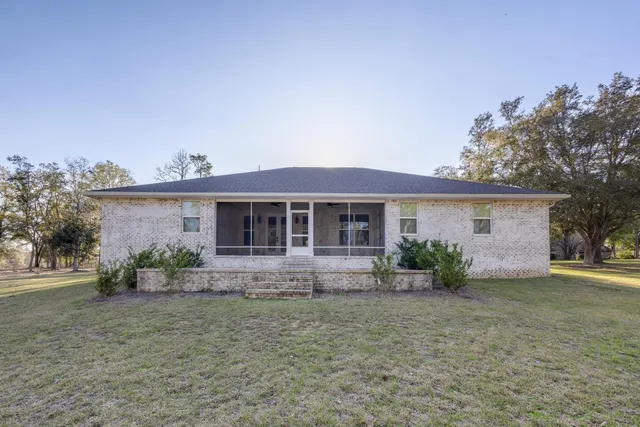 $2,700 | 1148 Sioux Circle, Crestview, FL 32536