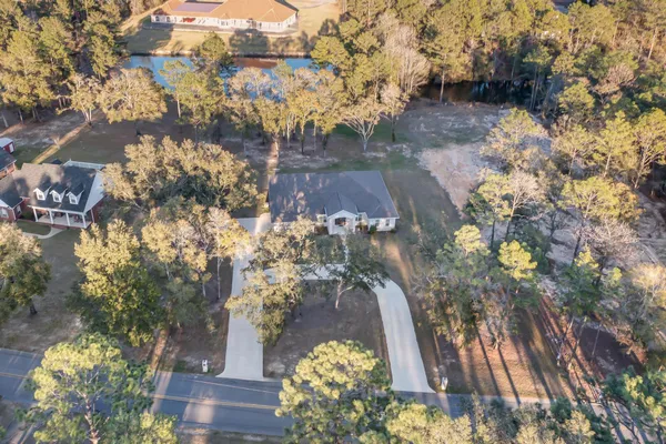 $2,700 | 1148 Sioux Circle, Crestview, FL 32536