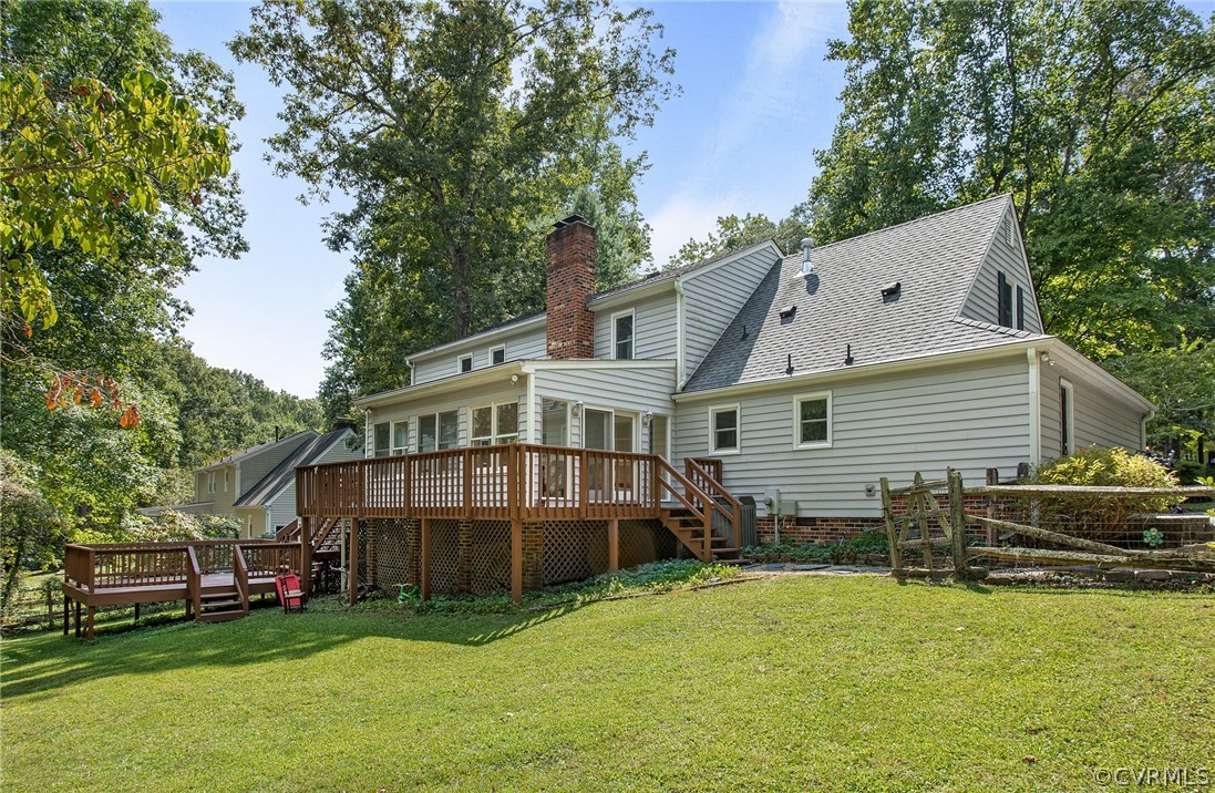 1213 Kingscross Road Midlothian, VA 23114 - Photo 39 of 39 front view of a house with a yard