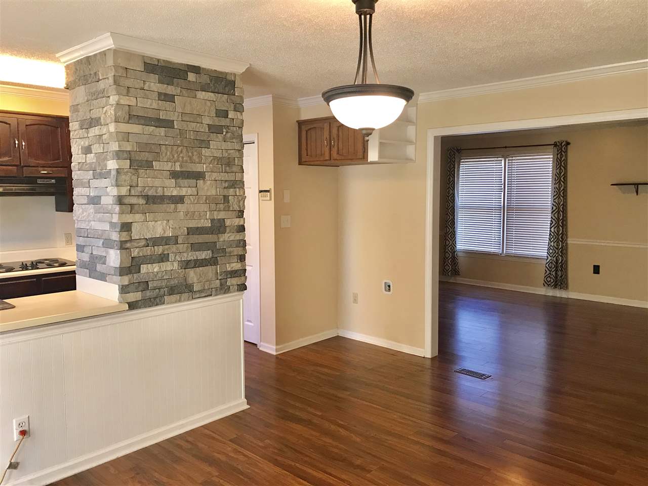339 Vinyard Road Boiling Springs, SC 29316 - Photo 3 of 22