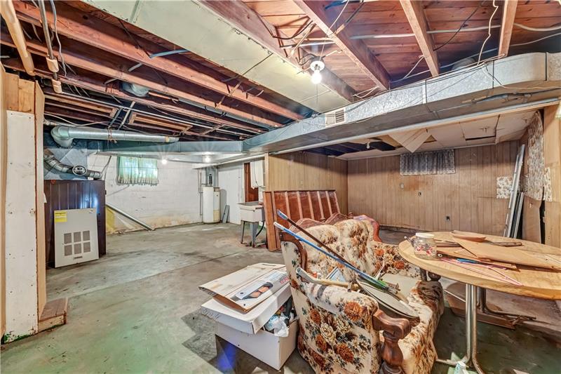 127 Joe Hall Road Beaver Falls, PA 15010 - Photo 18 of 21 Gallery Image 18