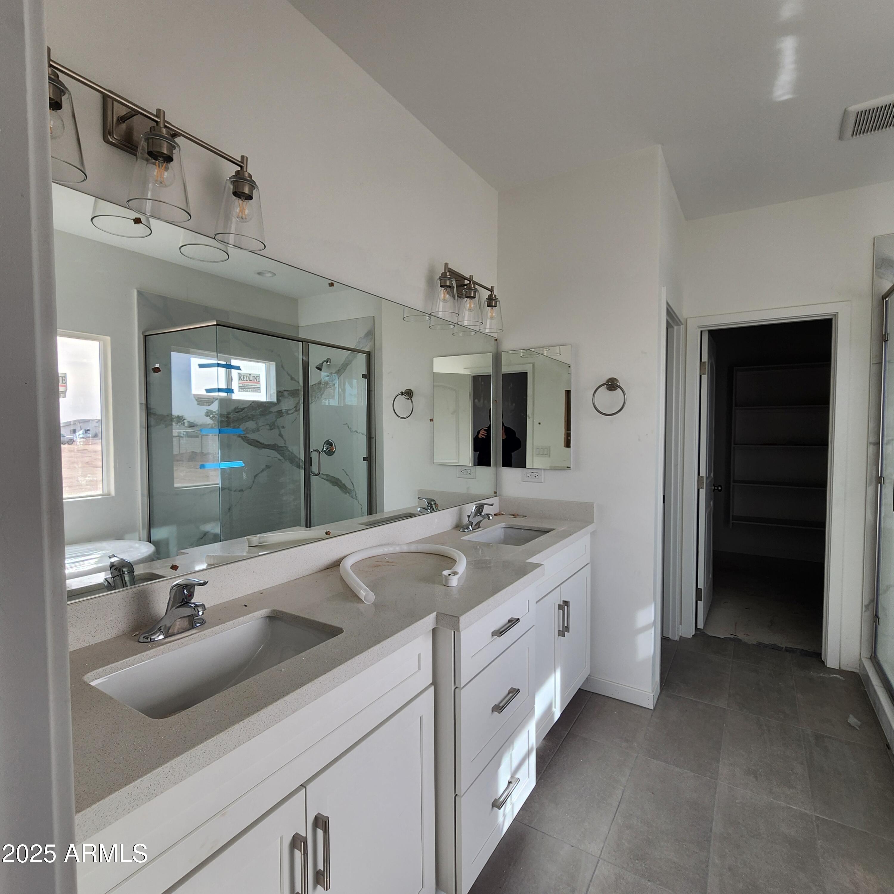 22216 West Skinner Road Wittmann, AZ 85361 - Photo 8 of 13 1732 MASTER BATH