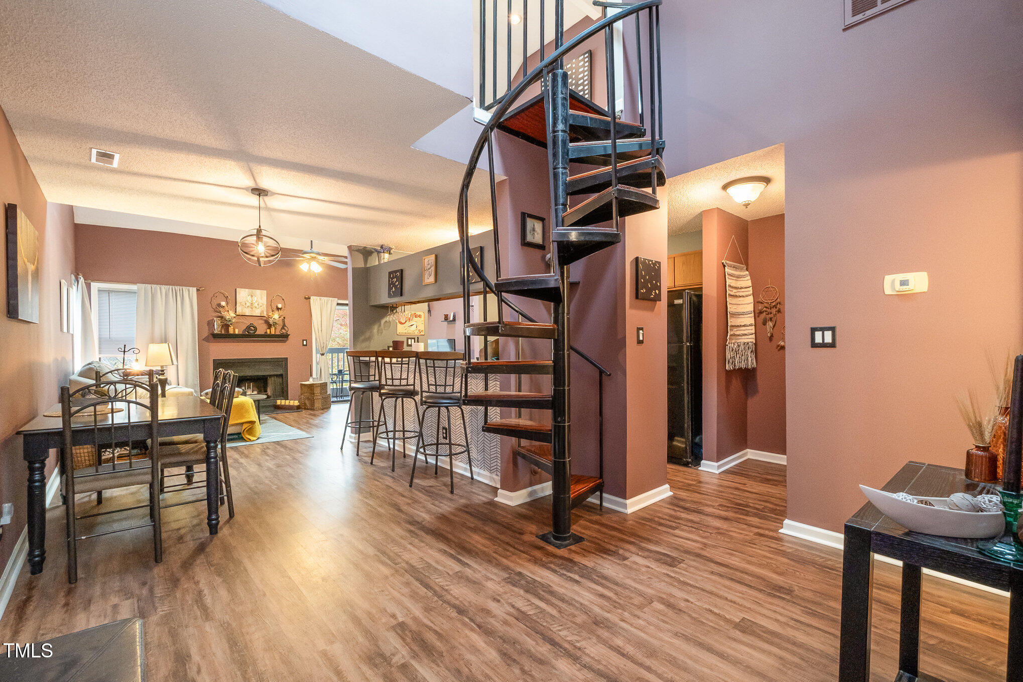 6151 Summer Pointe Place, Unit 302 Raleigh, NC 27606 - Photo 4 of 17 004_file_177