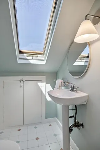 $2,395,000 | 1325 Paloma Avenue, Burlingame, CA 94010