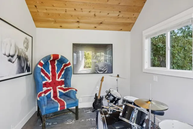 $2,395,000 | 1325 Paloma Avenue, Burlingame, CA 94010