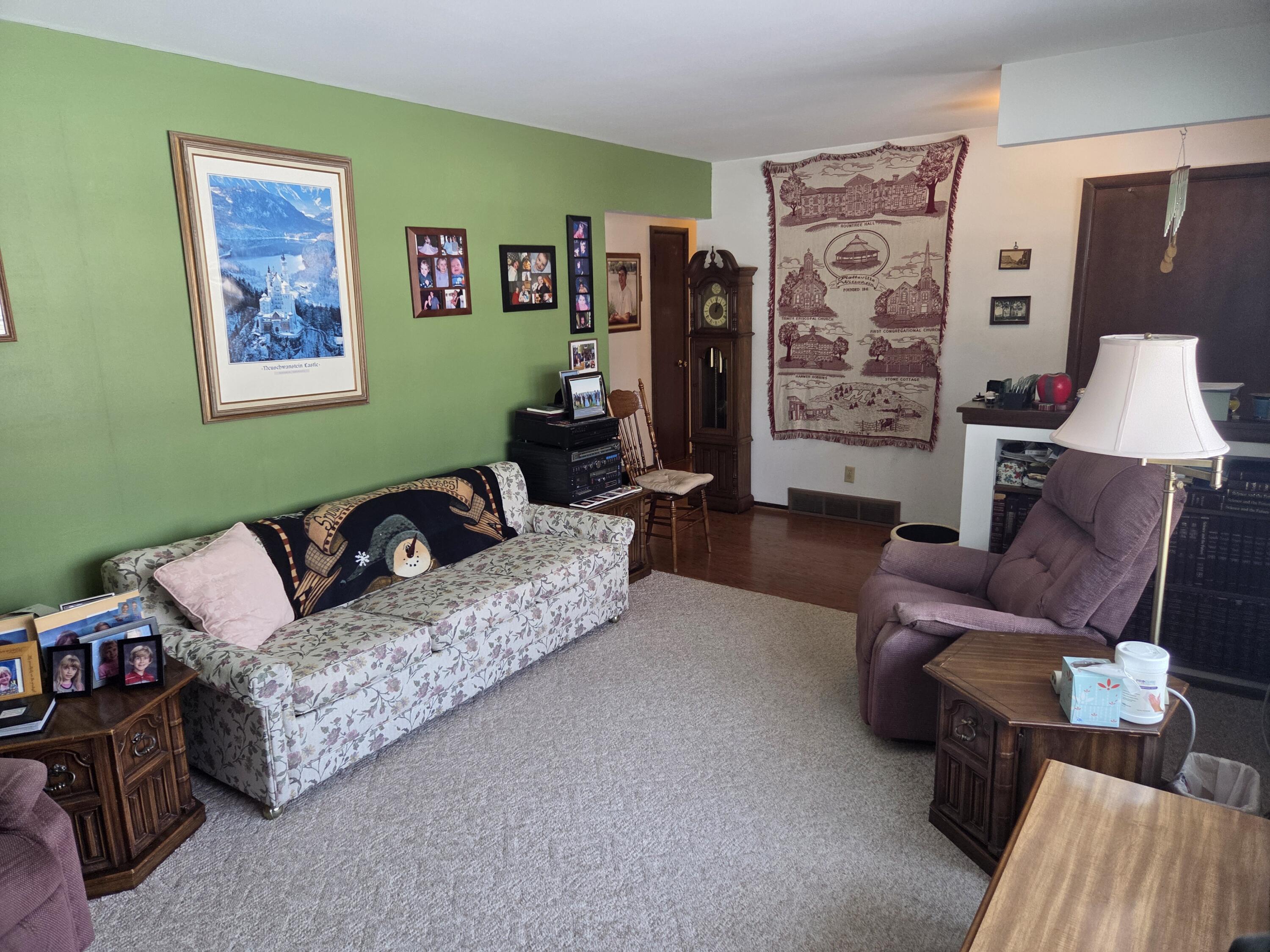 609 Madison Drive Delavan, WI 53115 - Photo 3 of 28 1000014738