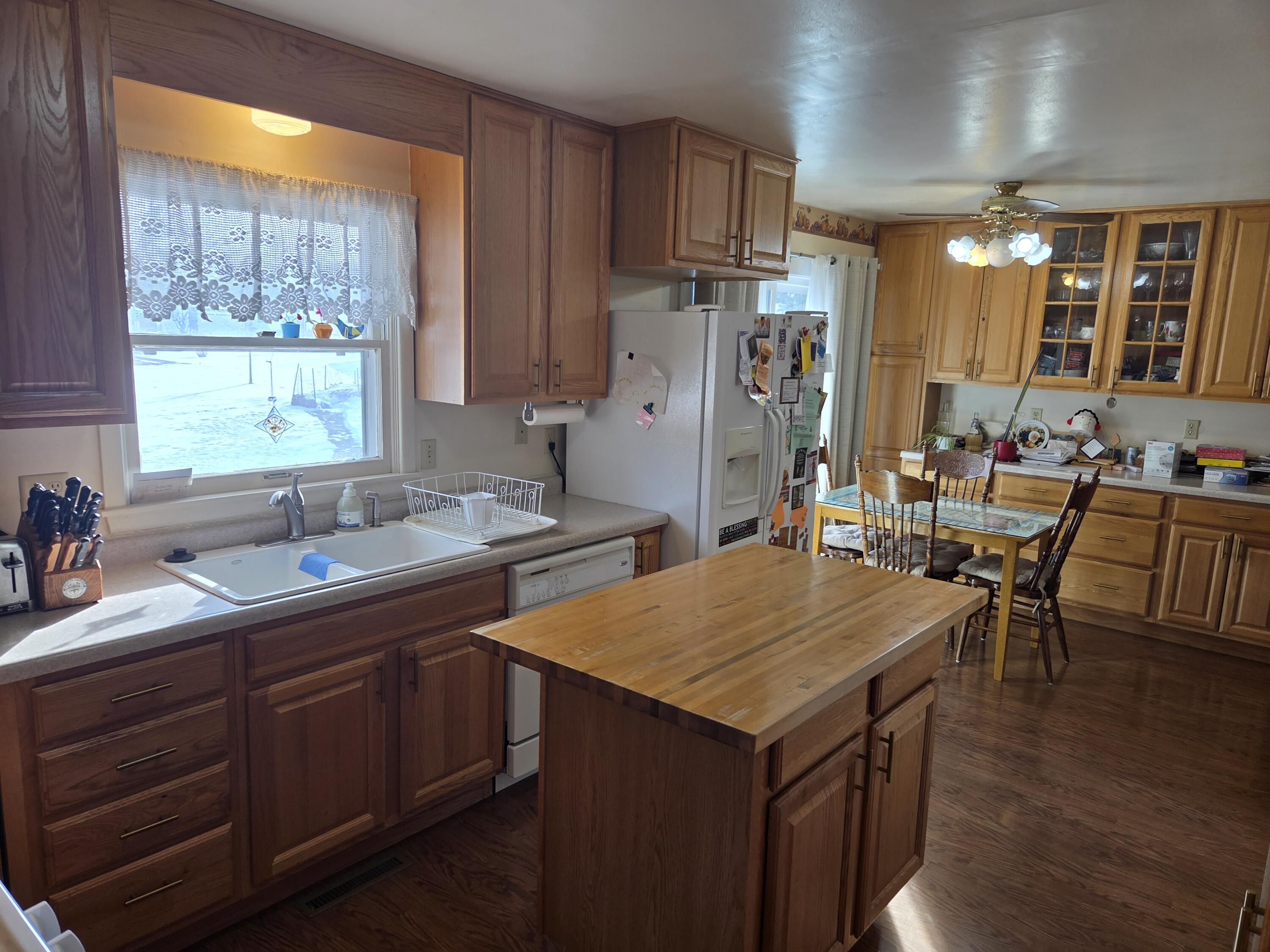 609 Madison Drive Delavan, WI 53115 - Photo 6 of 28 1000014748