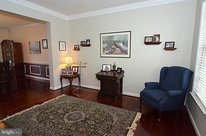 306 Longbow Road Mount Airy, MD 21771 - Photo 3 of 29 Living Room