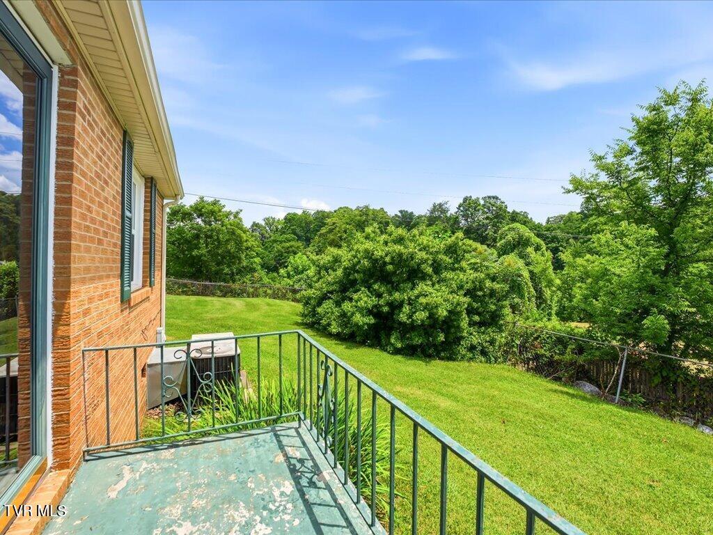 818 Guy Collins Road Morristown, TN 37813 - Photo 19 of 28 818 Guy Collins Rd - 19