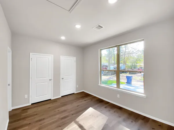 $1,300 | 9770 Blackgum Drive, Willis, TX 77318