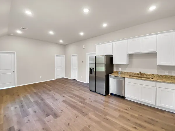 $1,350 | 9770 Blackgum Drive, Willis, TX 77318