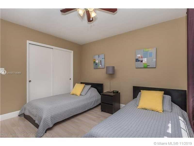 3205 Dover Road Pompano Beach, FL 33062 - Photo 11 of 20