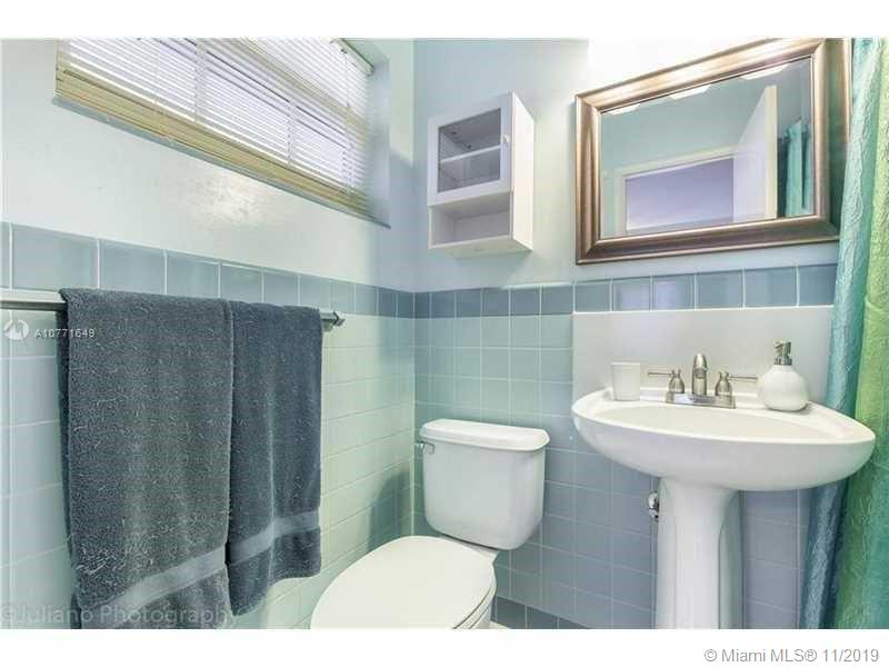 3205 Dover Road Pompano Beach, FL 33062 - Photo 12 of 20