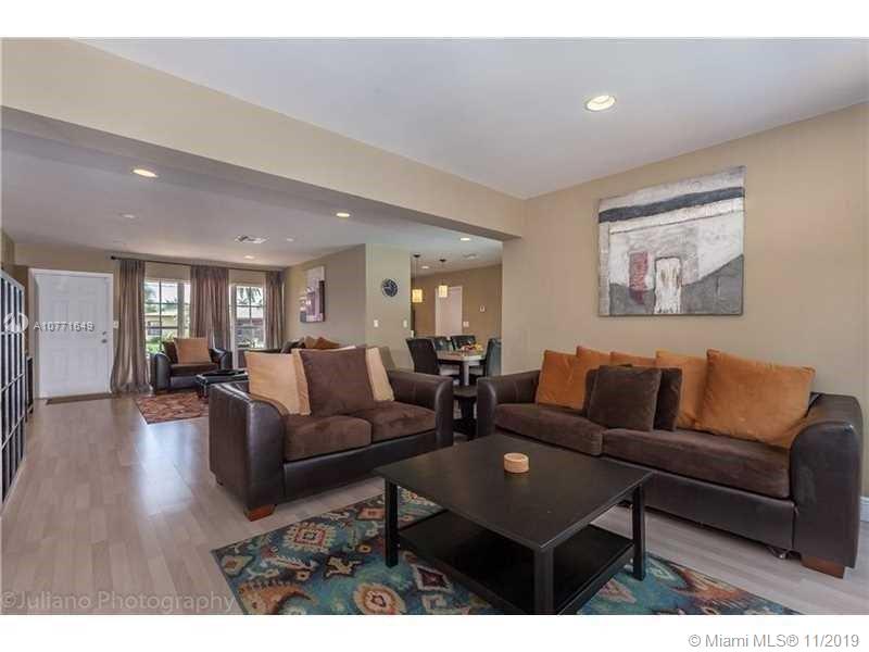 3205 Dover Road Pompano Beach, FL 33062 - Photo 7 of 20