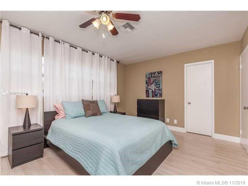 3205 Dover Road Pompano Beach, FL 33062 - Photo 10 of 20