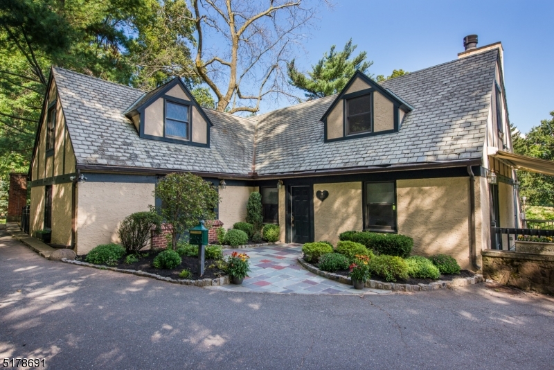 115 Undercliff Road, Montclair, NJ 07042 Compass