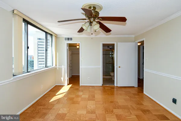 $249,900 | 4 Monroe Street, Unit 41305, Rockville, MD 20850