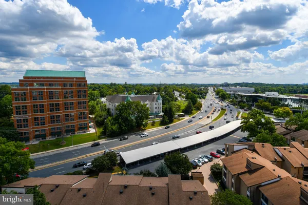 $249,900 | 4 Monroe Street, Unit 41305, Rockville, MD 20850