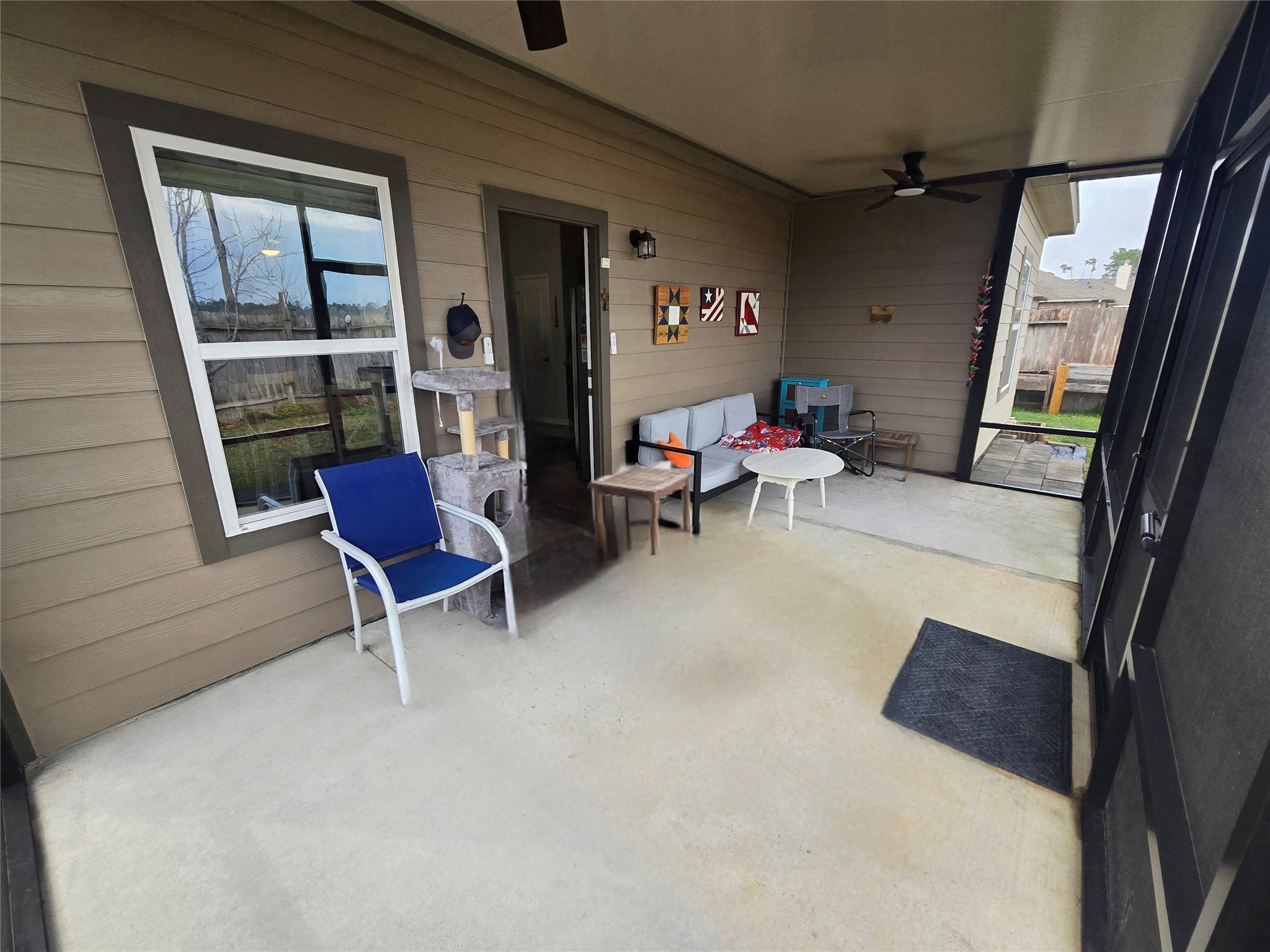 20232 Torrey Pines Lane Cleveland, TX 77327 - Photo 25 of 33 a living room with furniture and a window