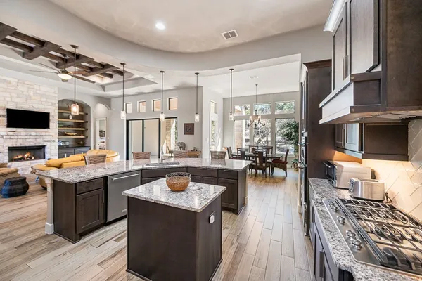 $1,300,000 | 407 Havasu Point, Spring Branch, TX 78070