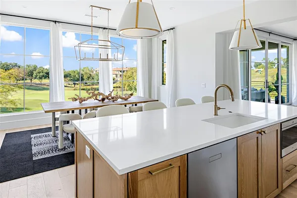 $1,895,000 | 350 O O Connor Ridge Boulevard, Unit 13, Irving, TX 75038