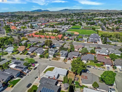 $1,095,000 | 820 Arbor Court, Livermore, CA 94550