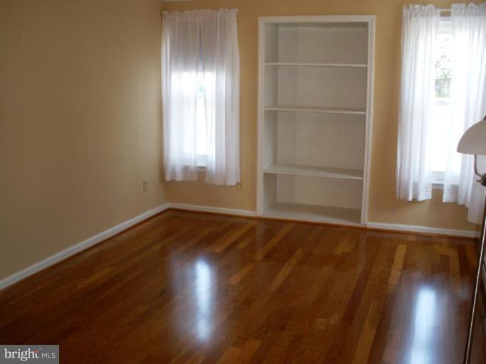 816 Chadwick Circle Frederick, MD 21701 - Photo 4 of 17 Family Room
