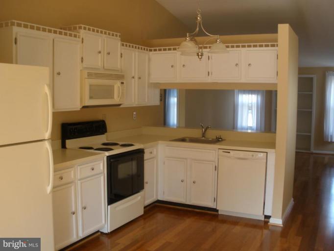 816 Chadwick Circle Frederick, MD 21701 - Photo 5 of 17 Kitchen