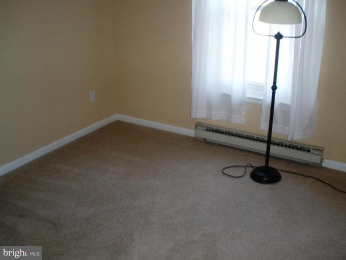 816 Chadwick Circle Frederick, MD 21701 - Photo 8 of 17 Bedroom #2