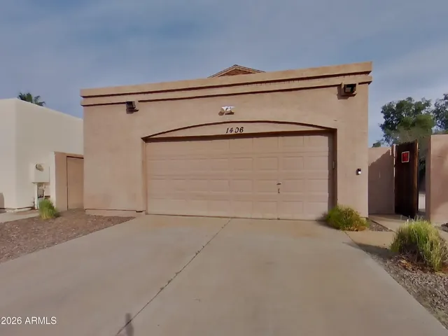 $2,219 | 1406 East Kerry Lane, Phoenix, AZ 85024