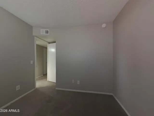 $2,219 | 1406 East Kerry Lane, Phoenix, AZ 85024