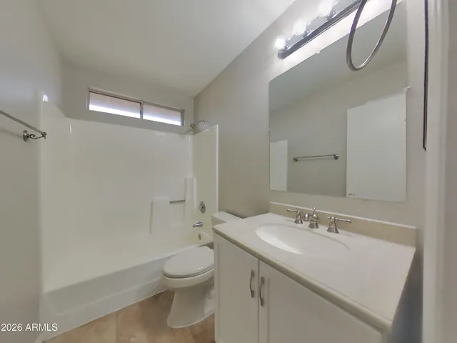 $2,219 | 1406 East Kerry Lane, Phoenix, AZ 85024