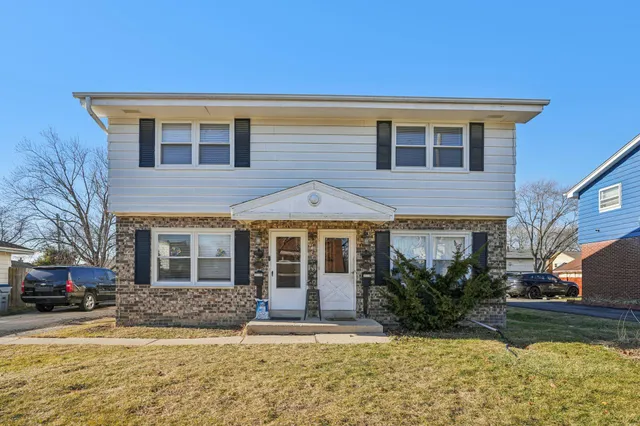 $280,000 | 4911 North 105th Street, Unit 4913, Milwaukee, WI 53225