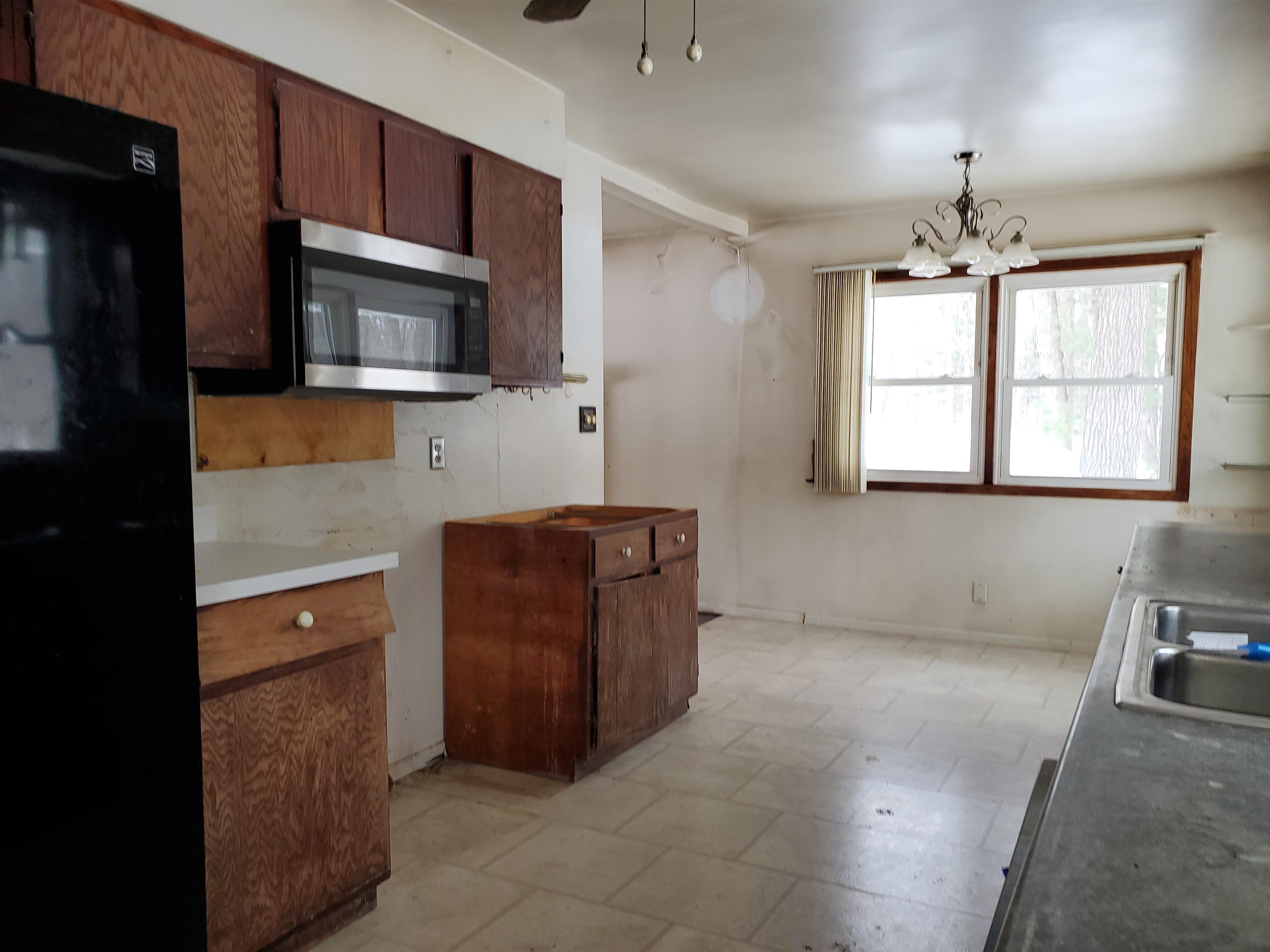 7323 Karlin Road Interlochen, MI 49643 - Photo 5 of 31