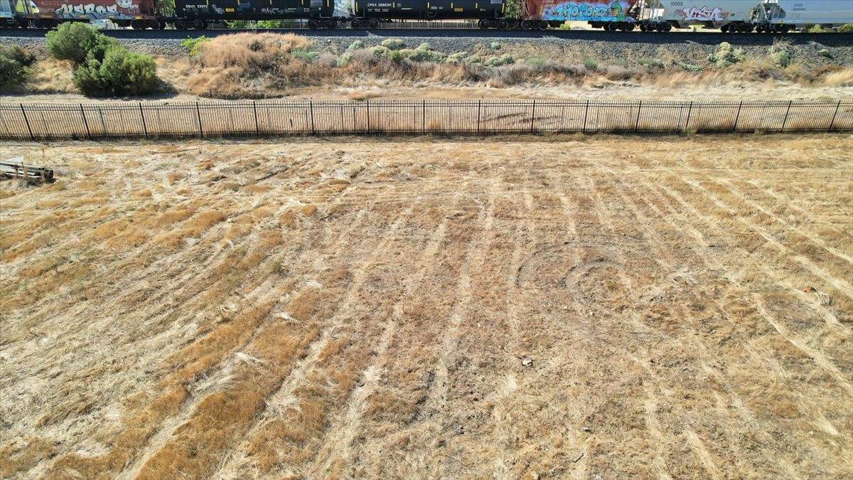 5644 Chestnut Road Olivehurst, CA 95961 - Photo 17 of 25 a view of a backyard