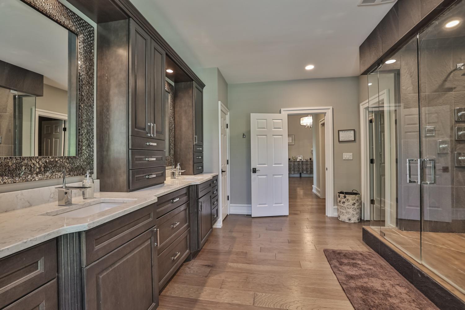 5725 Miami Road Cincinnati, OH 45243 - Photo 19 of 50