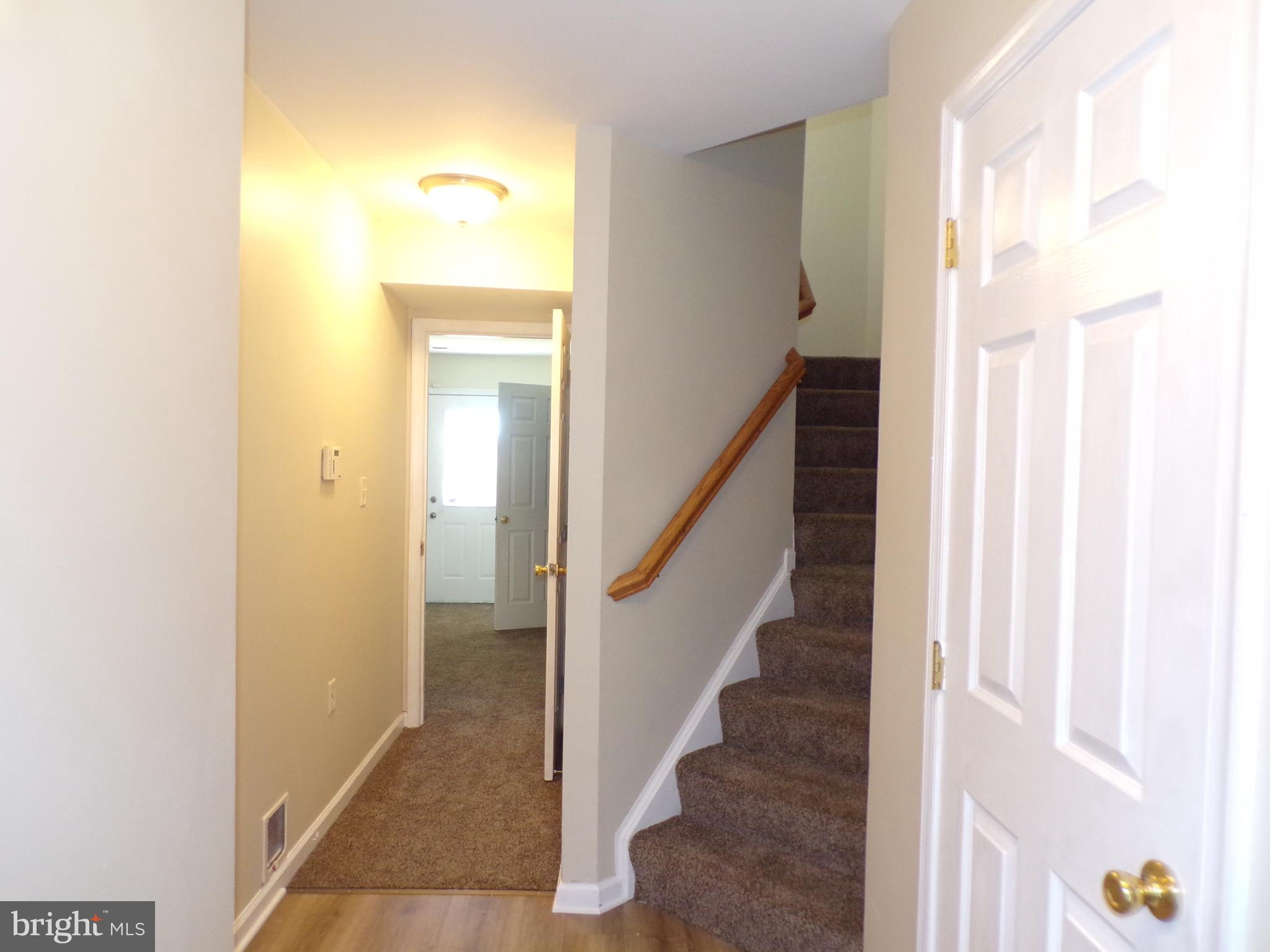 33 Fuzzy Tail Drive Ranson, WV 25438 - Photo 5 of 28