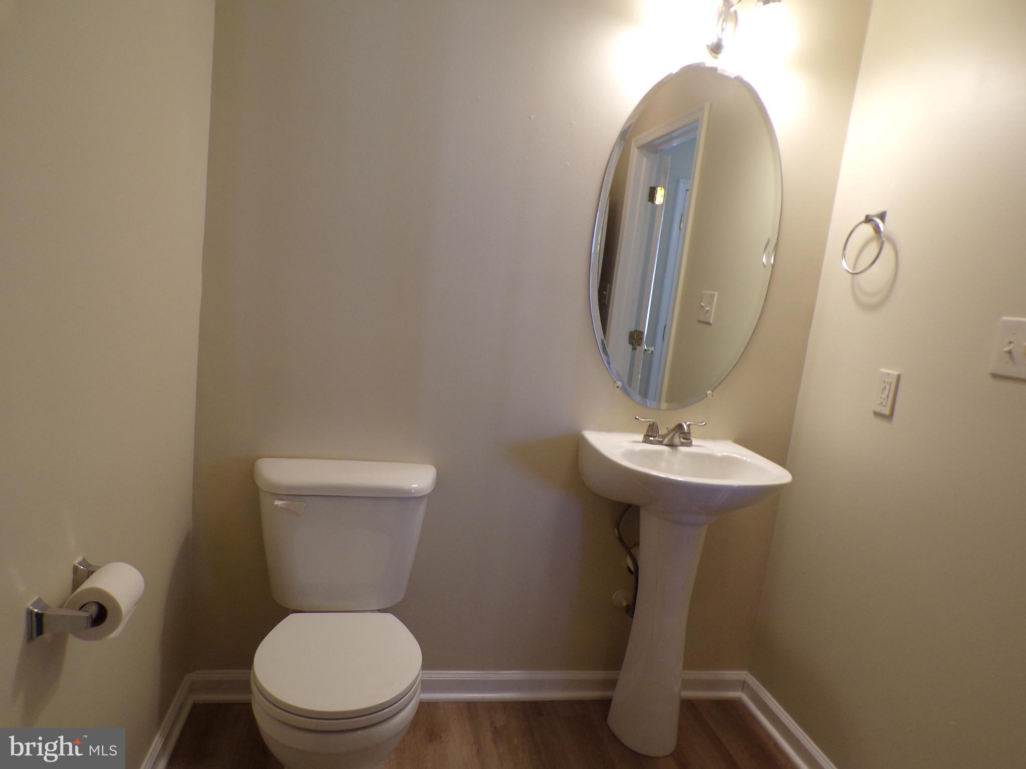 33 Fuzzy Tail Drive Ranson, WV 25438 - Photo 8 of 28 Laundry room with full bath