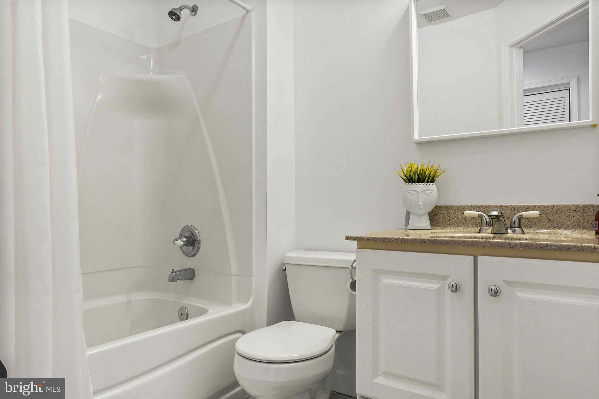 620 Edwards Road Annapolis, MD 21409 - Photo 40 of 78 2nd Level - Full Guest Bath