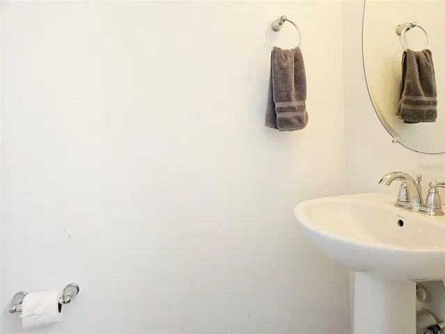 $2,400 | 386 Captiva Drive, Davenport, FL 33896